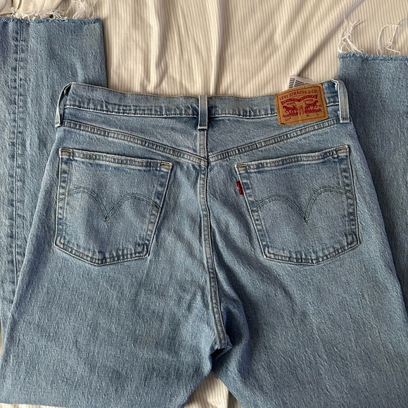 Levi’s 501 Jean - Picture 4 of 9